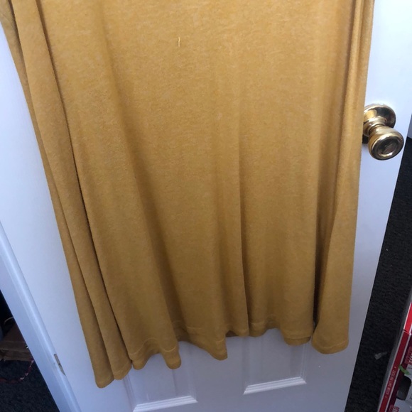 Old navy yellow swing dress - Picture 2 of 3